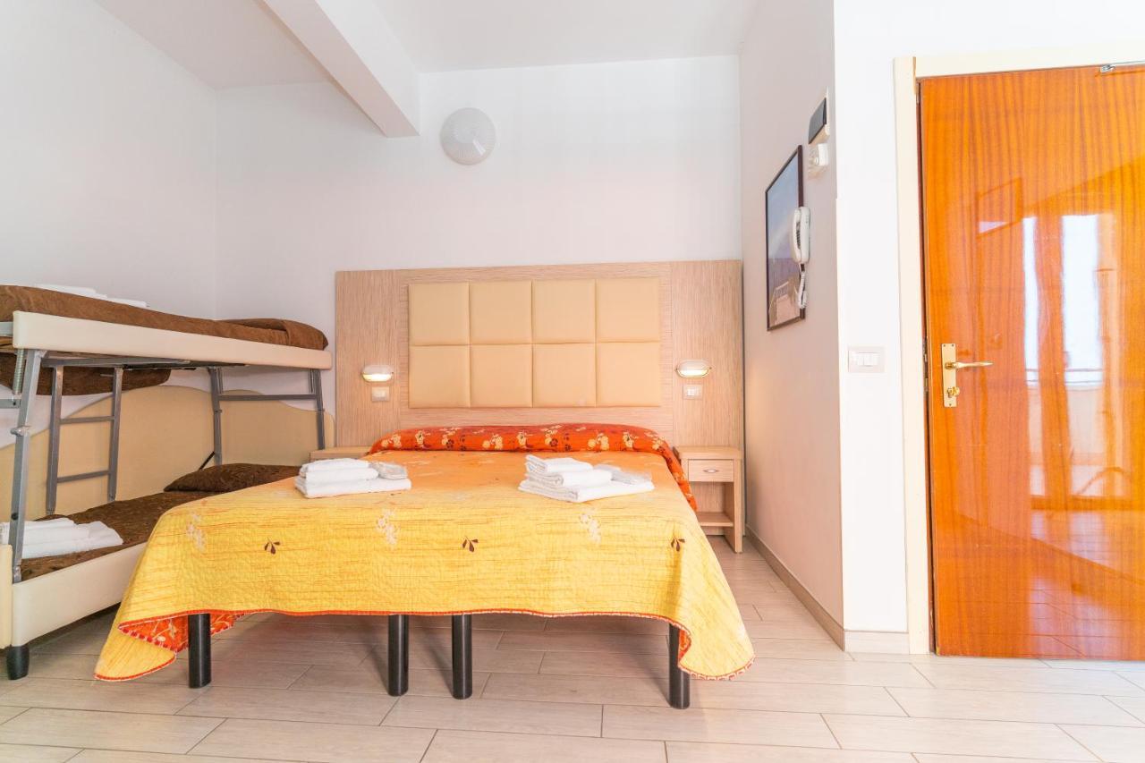 Hotel Croce Del Sud Rimini Luaran gambar